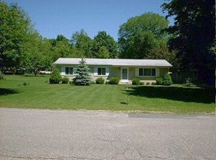 115 Elm St, Harrison, MI 48625
