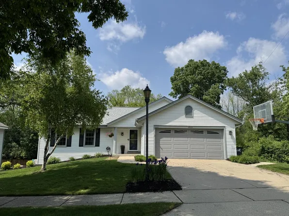 2600 Oakcrest DRIVE, Waukesha, WI 53188