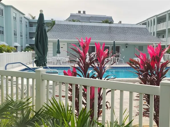 1706 Belleair Forest Dr APT 210, Belleair, FL 33756