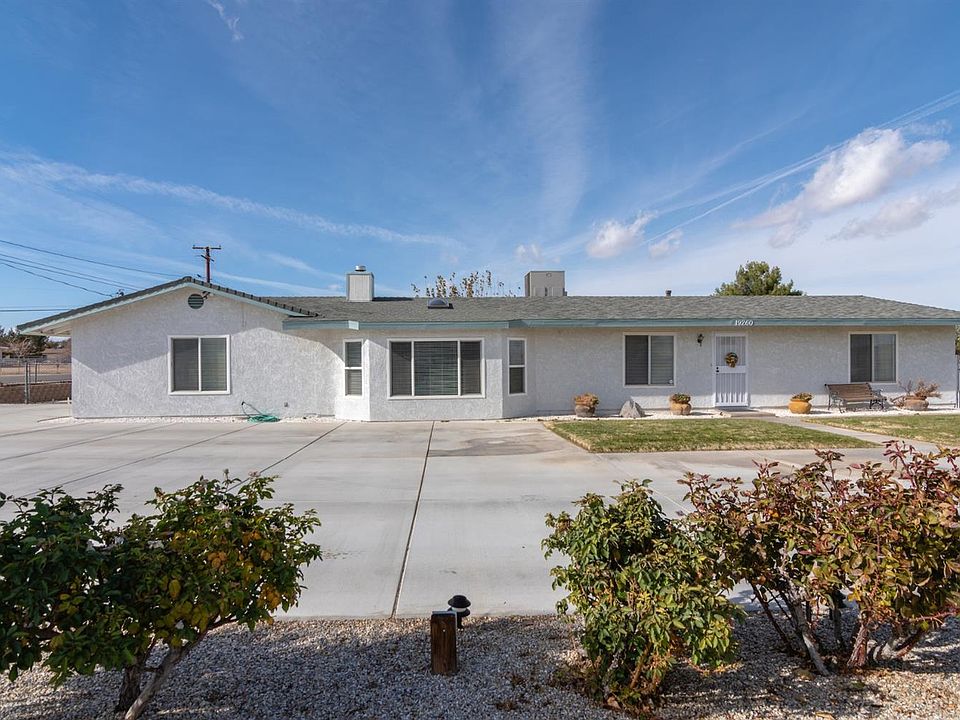 1st image of 19260 Glendale Ct
