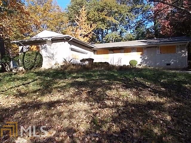 2nd image of 1693 King Rd