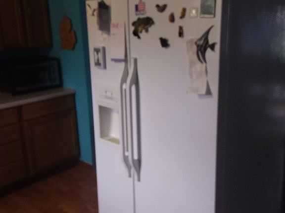 5th image of 9164 Drury Ln
