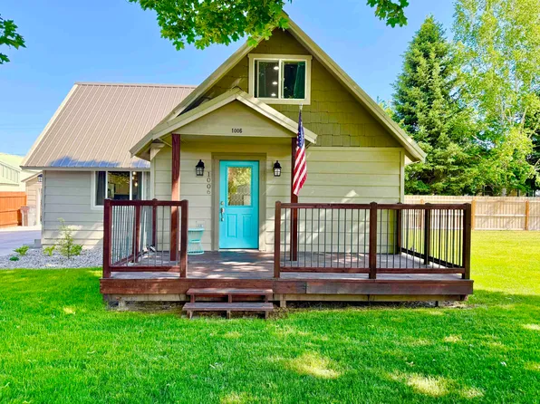 1006 W Clay Ave, Chewelah, WA 99109