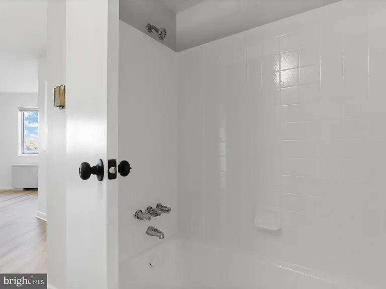 5340 Holmes Run Pkwy #1016 — Photo 18