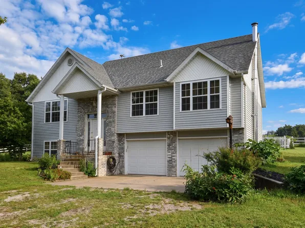 306 Spring Valley, Marshfield, MO 65706