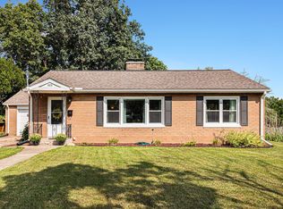 823 Loomis St, Jackson, MI 49202