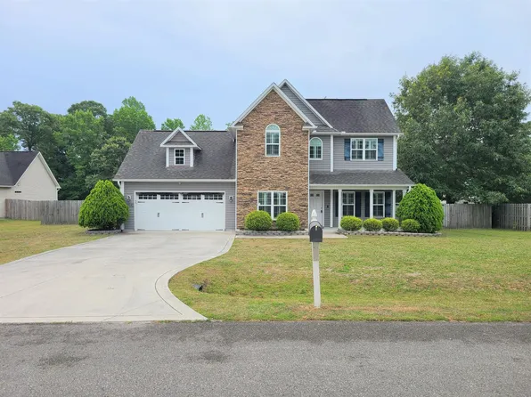 252 Everett Yopp Dr, Sneads Ferry, NC 28460