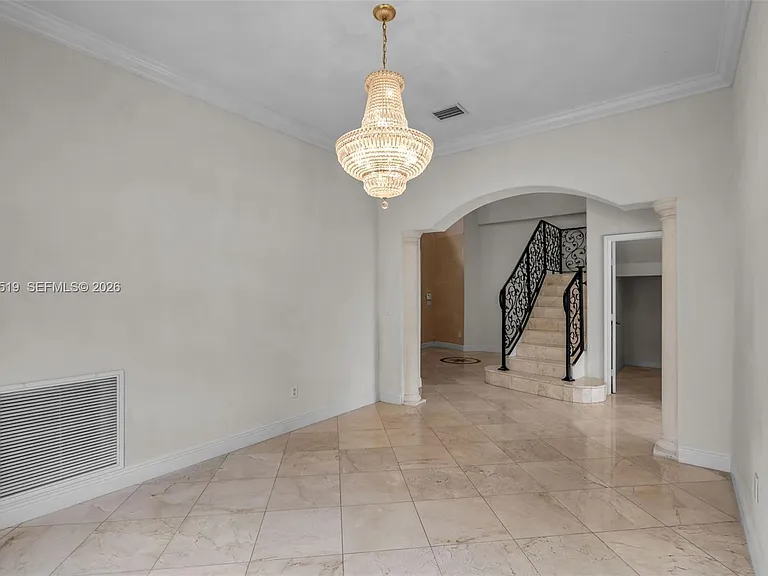 18031 NW 87th Ct — Photo 3