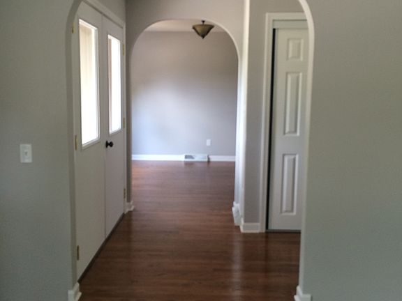 3rd image of 9316 S Sherwood Dr