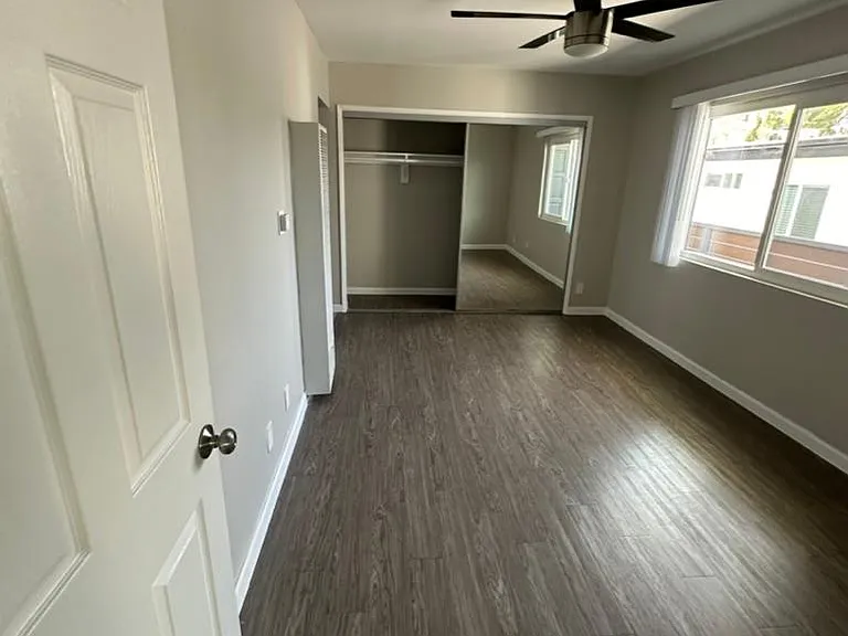 12441 Gilmore Ave #2 — Photo 11