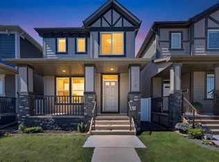 1120 Legacy Cir SE, Calgary, AB T2X4R6