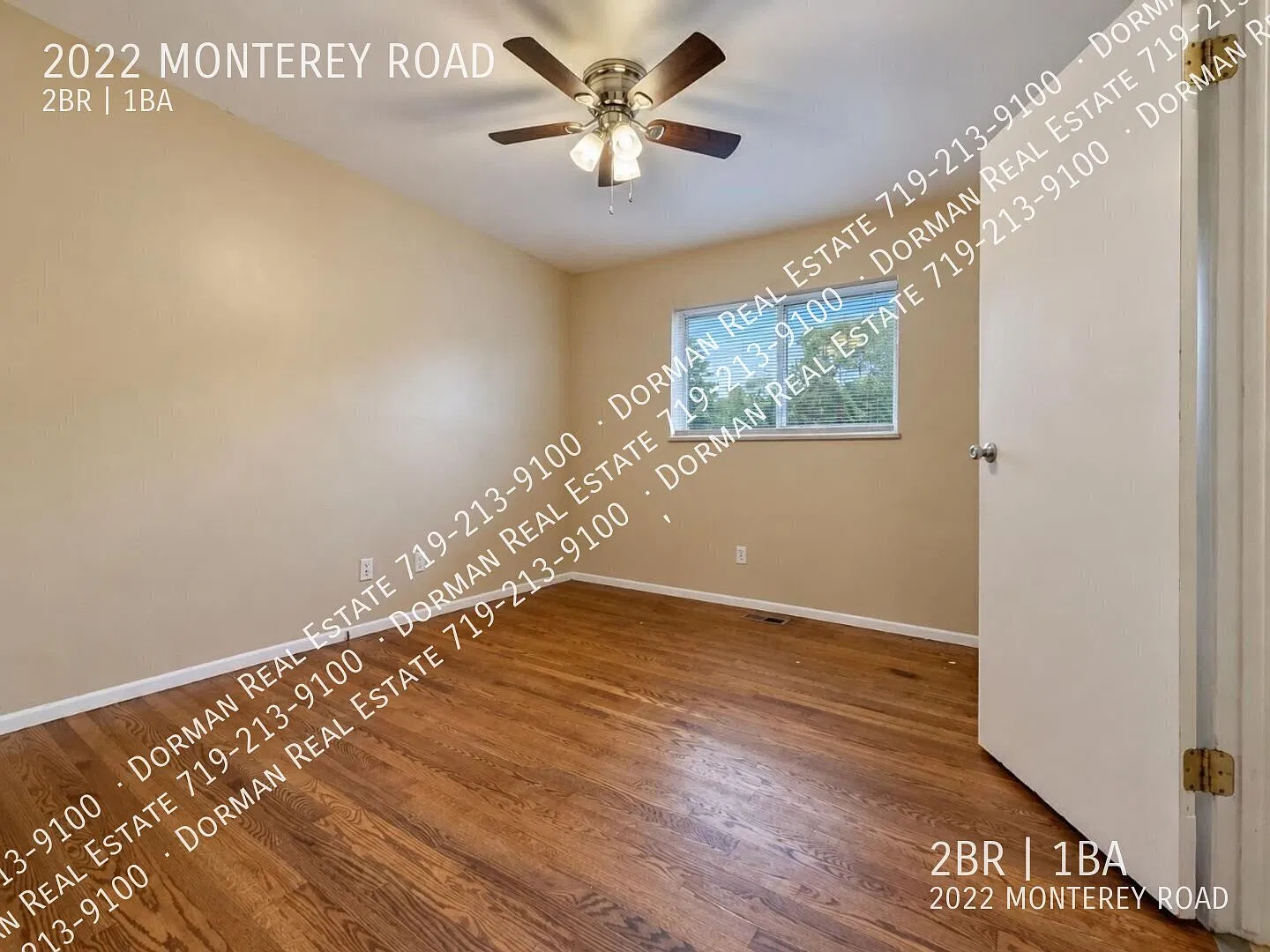 Updated 2 Bedroom Home With Large Fenced Yard — Photo 2
