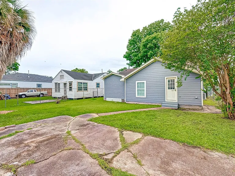 1510 Walton St — Photo 23