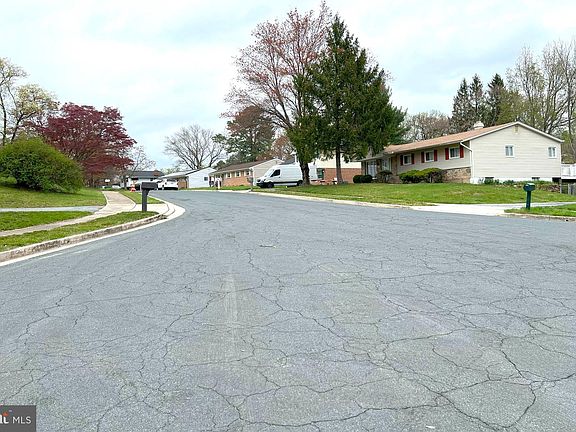 4th image of 9700 Ames Ct