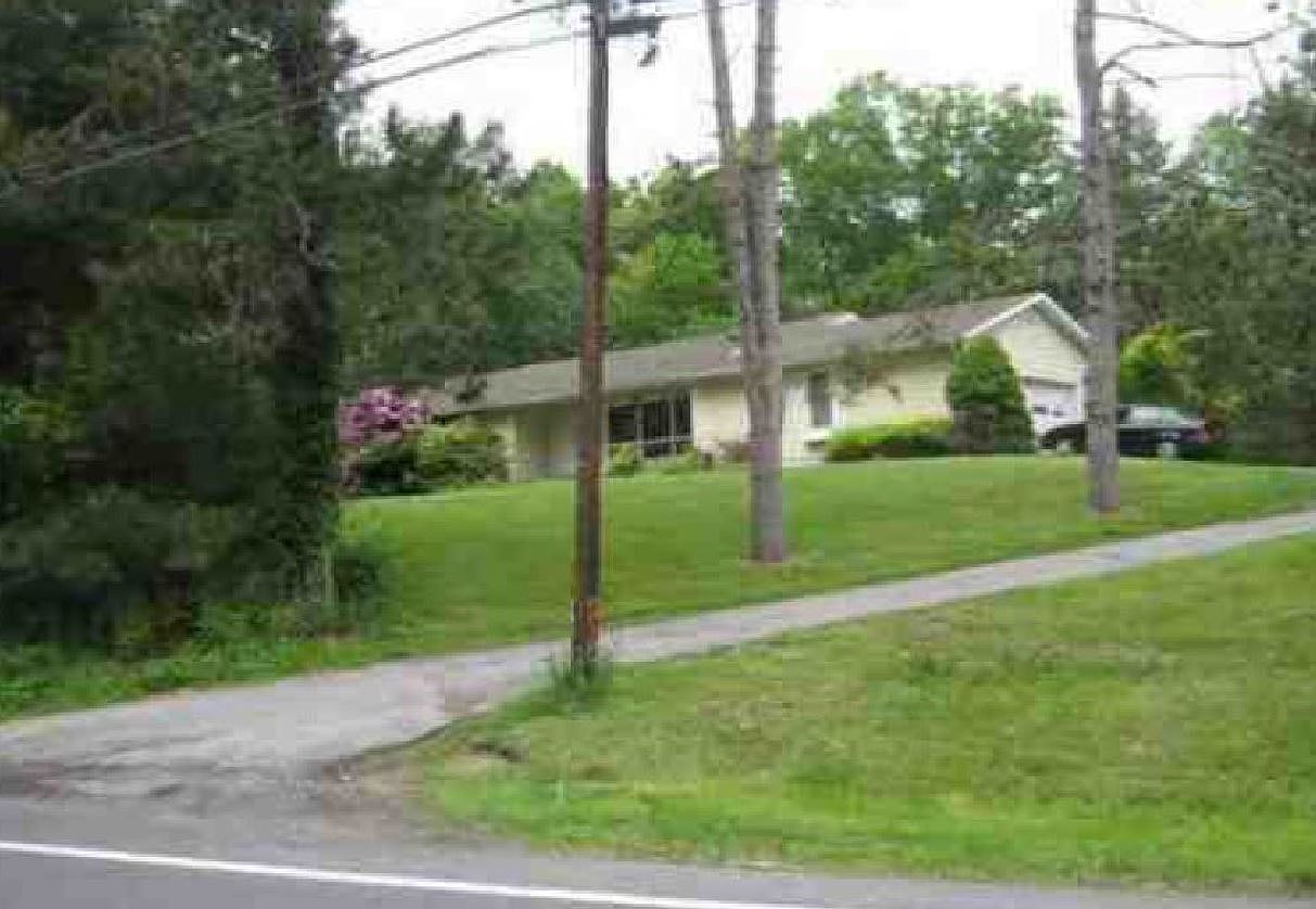 61 Upton Rd, Lagrangeville, NY 12540 Zillow