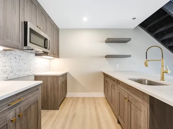 706 Madison Street image 23 of 29