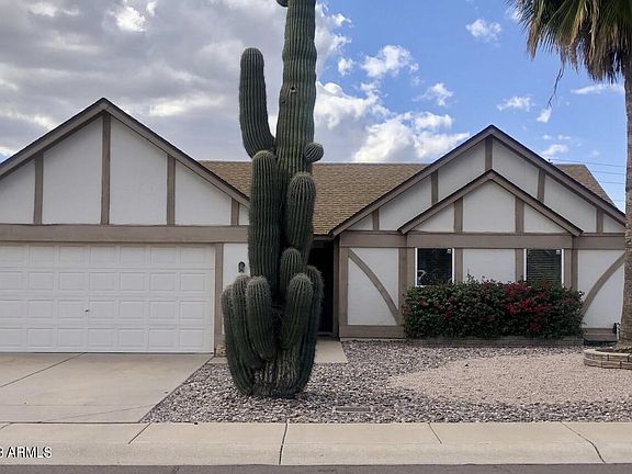 5th image of 20410 N 6TH Drive