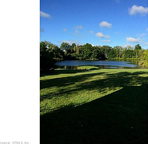 2nd image of 2 Meadow Ln