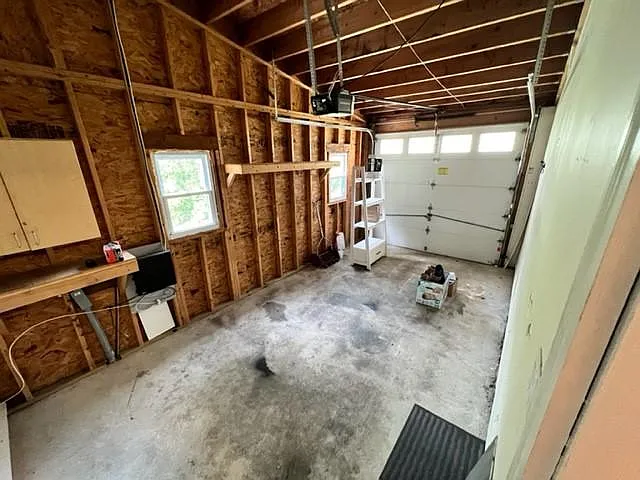 748 Jackson St — Photo 11