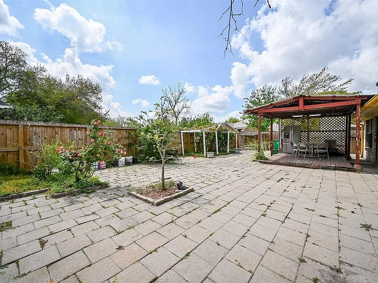 14431 Royal Hill Dr — Photo 25