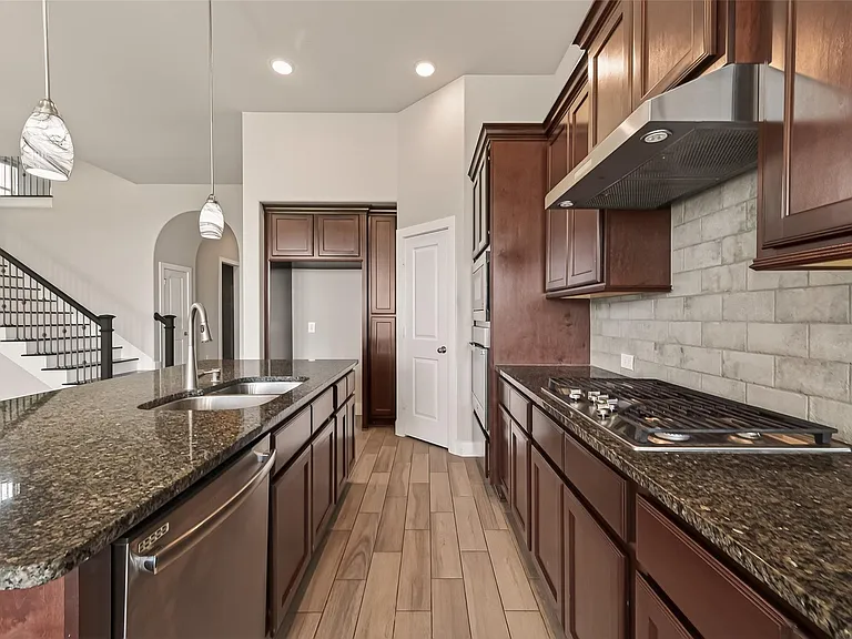 2619 Lilac Point Ln — Photo 15