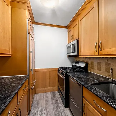 Rented by Douglas Elliman | media 21