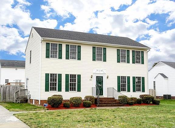 2nd image of 909 Bowitch Ct