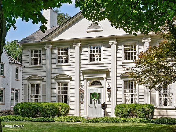 3rd image of 537 Garden Dr