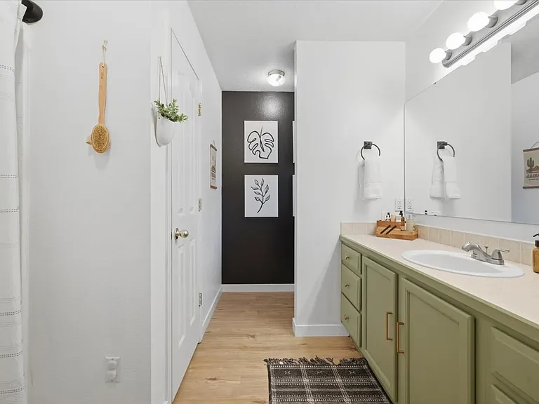 4266 S Fruithill Pl — Photo 30