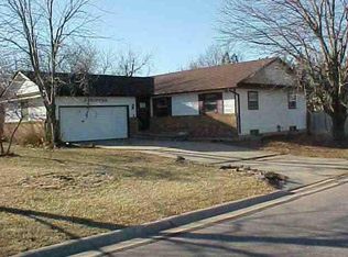 9 Frontier Ln, Rose Hill, KS 67133