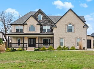 1592 Charles Bell Rd, Clarksville, TN 37043