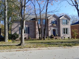 2213 Bonhaven Rd, Lexington, KY 40515