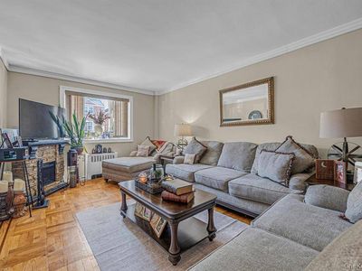 2433 Young Ave, Bronx, NY, 10469