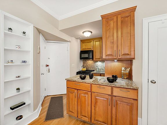 5th image of 342 E 50th St APT 2B