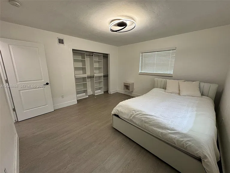 5921 Garfield St #2 — Photo 28