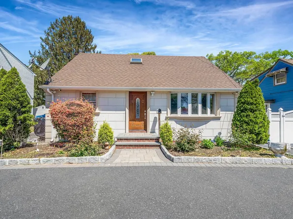 129 Mirin Avenue, Roosevelt, NY 11575