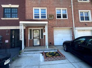 21-06 Steinway St #3, Astoria, NY 11105