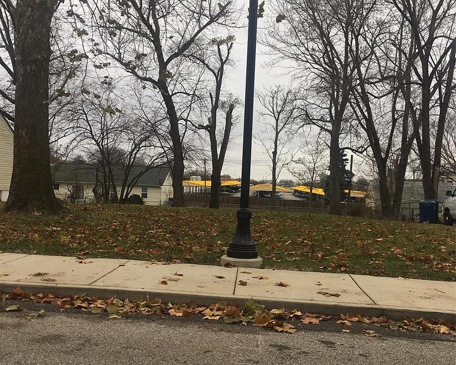 1st image of 4537 Holman Ln