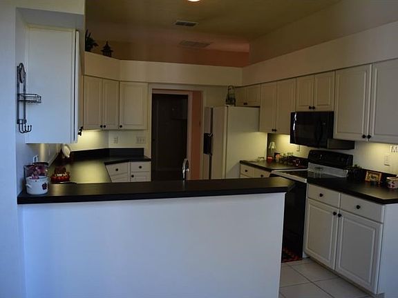 3rd image of 3466 Courtland Blvd