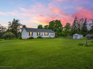 2516 S Waverly Rd, Eaton Rapids, MI 48827