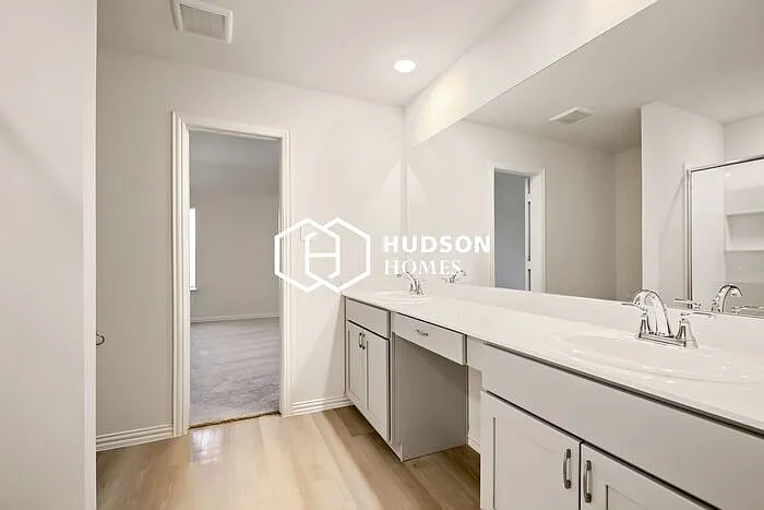104 Kainos St — Photo 11