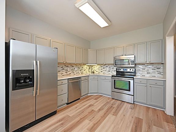 5th image of 9007 Galewind Way