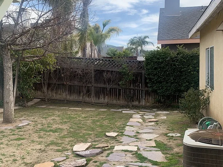 1424 Rabbit Peak Way — Photo 4