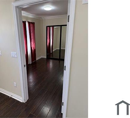 5th image of 5422 1/2 Tampa Ave
