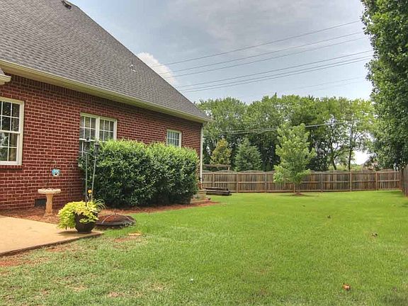 2nd image of 2723 Dora Elizabeth Ct