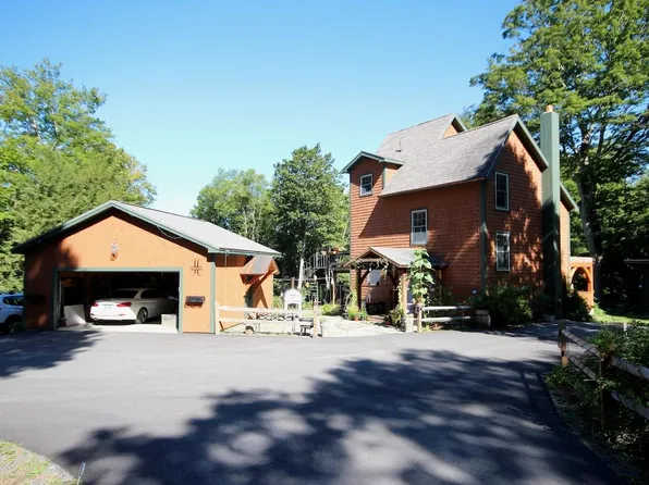 124 Village Lane, West Windsor, VT 05037