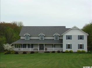 8677 Brakeman Rd, Chardon, OH 44024