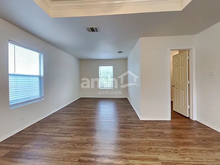 142 Blue Juniper — Photo 13