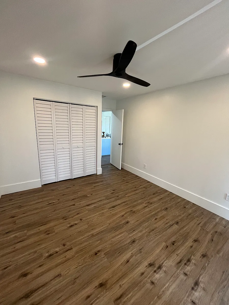 Building Photo - 1714 69th Ave W #C402