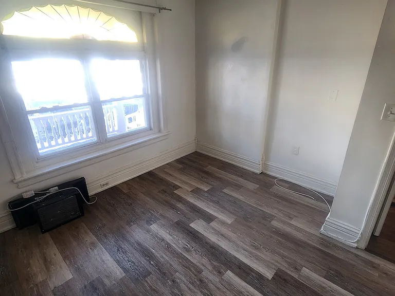 222 S Madison St #1 — Photo 7